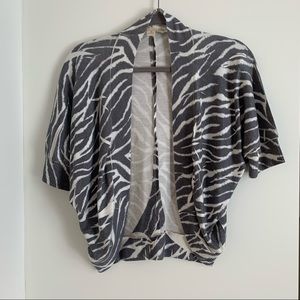 Forever XXI shrug size M